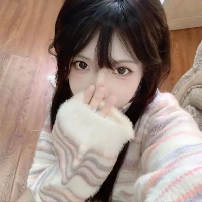 橙色女孩